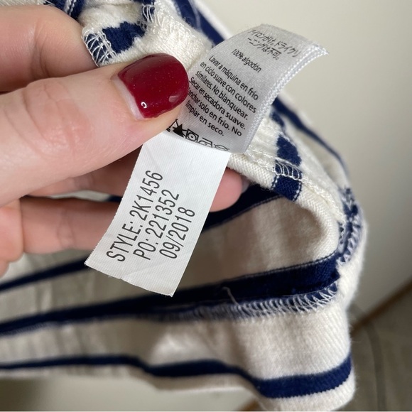Vineyard Vines Navy & White Breton Striped Mock Neck Pullover Top small - Picture 6 of 8